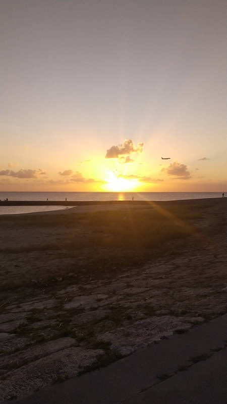 Image title Image title